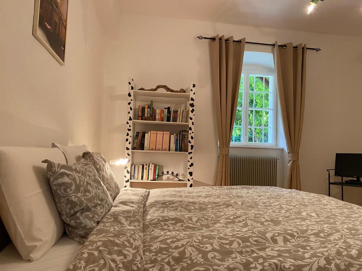 Cozy Apartment In A Historic Villa เมราโน ภายนอก รูปภาพ