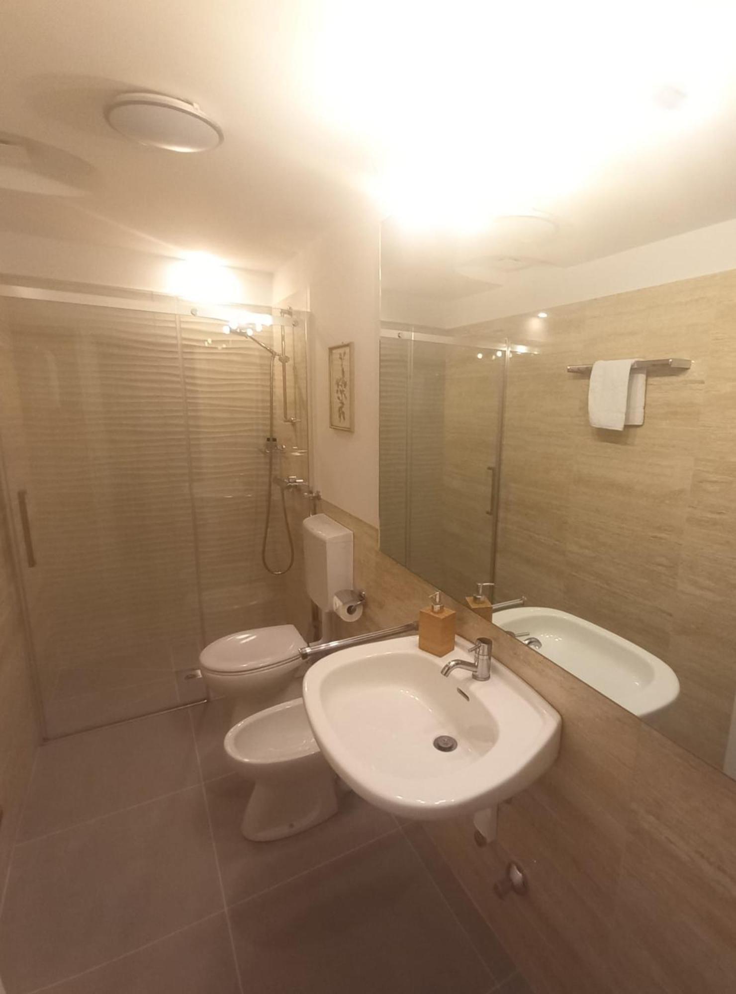 Cozy Apartment In A Historic Villa เมราโน ภายนอก รูปภาพ